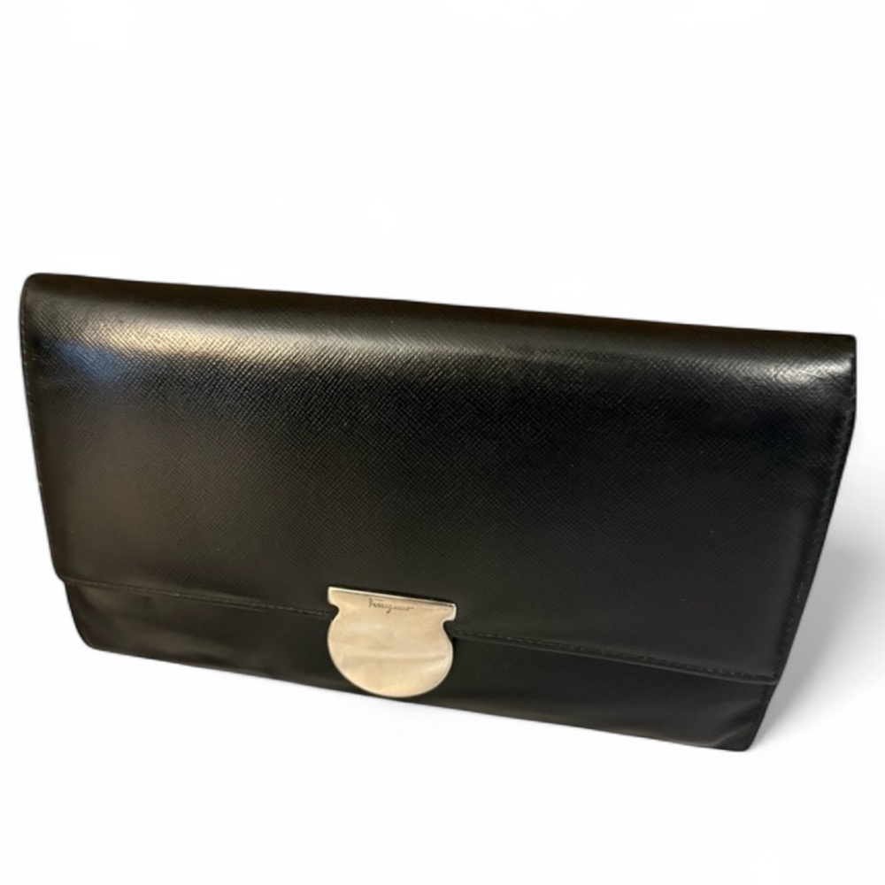 Ferragamo Black Saffiano Leather Continental Wallet – Moderate Wear